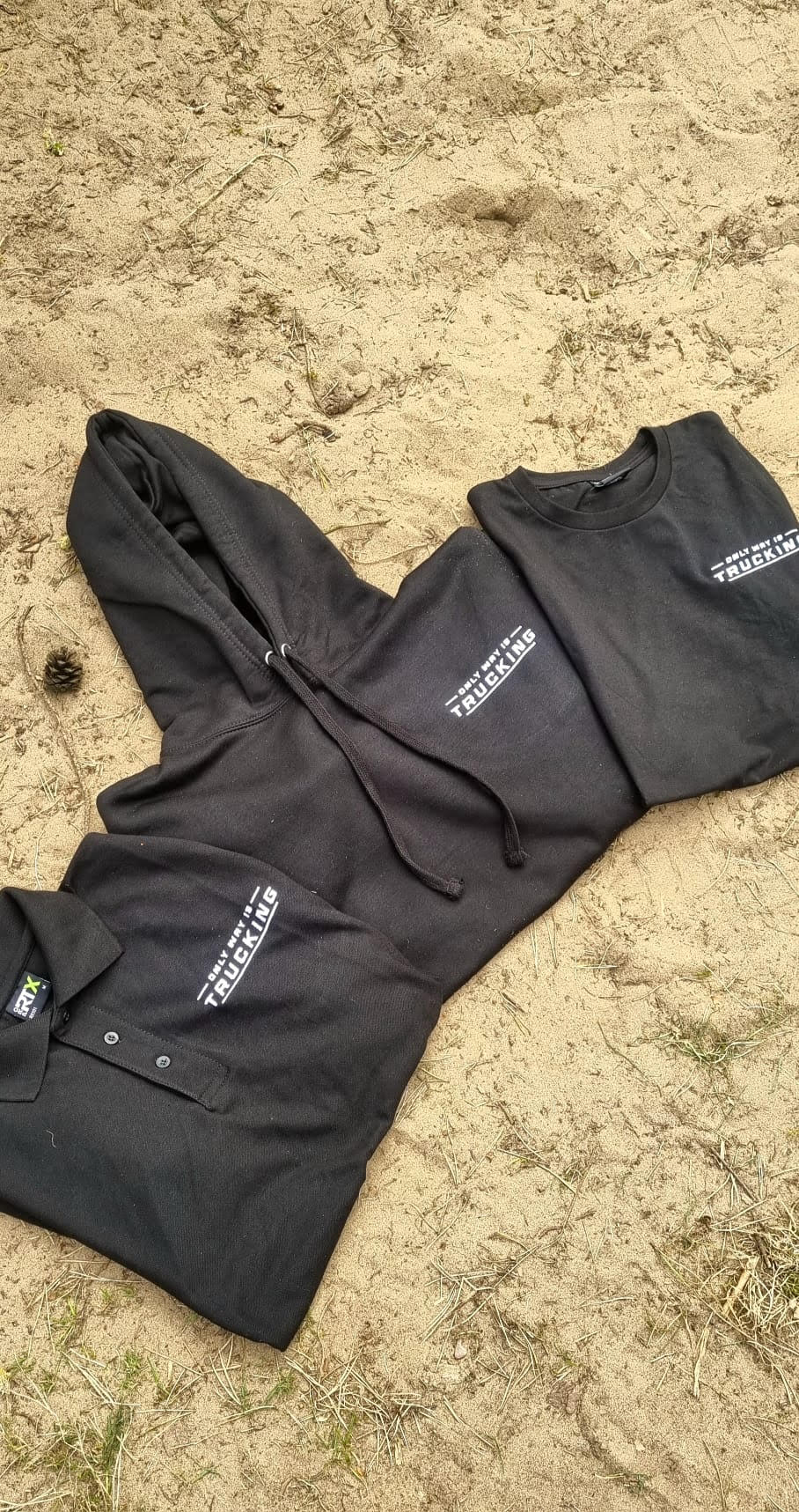 The Hoodie - Black